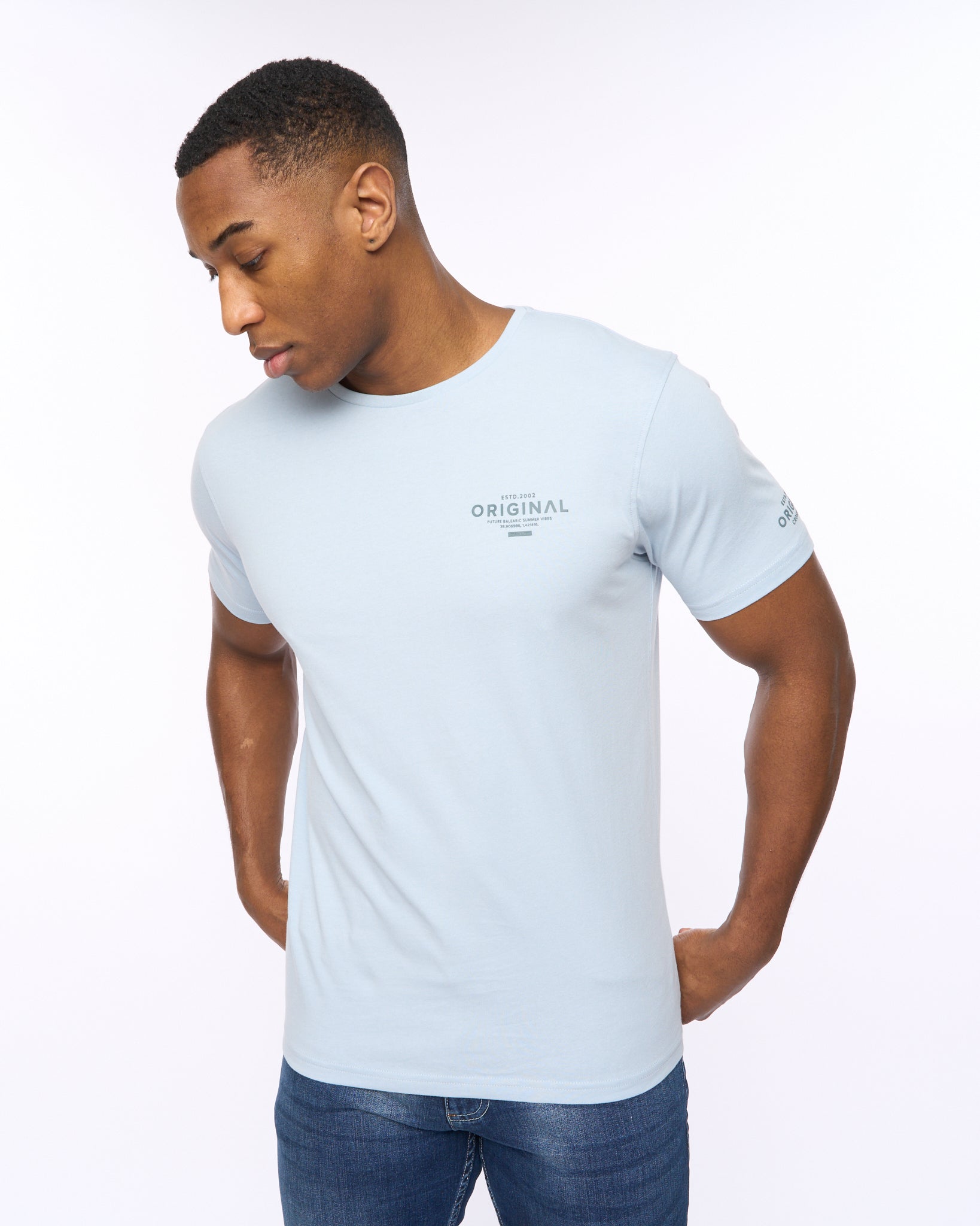 CROSSHATCH  MENS SUMMEVIBE TSHIRT SKY