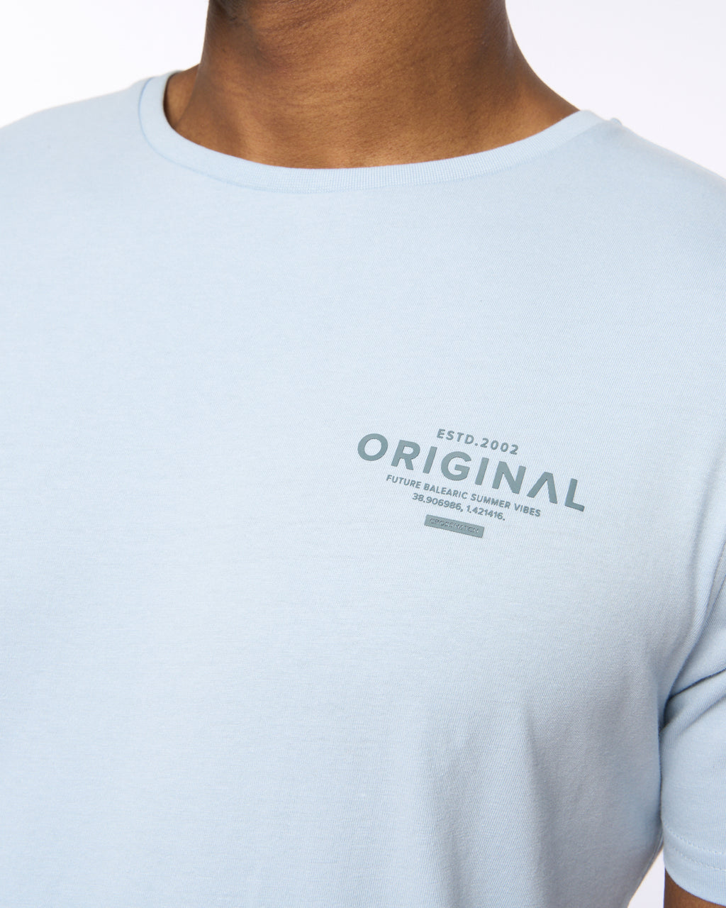 CROSSHATCH  MENS SUMMEVIBE TSHIRT SKY