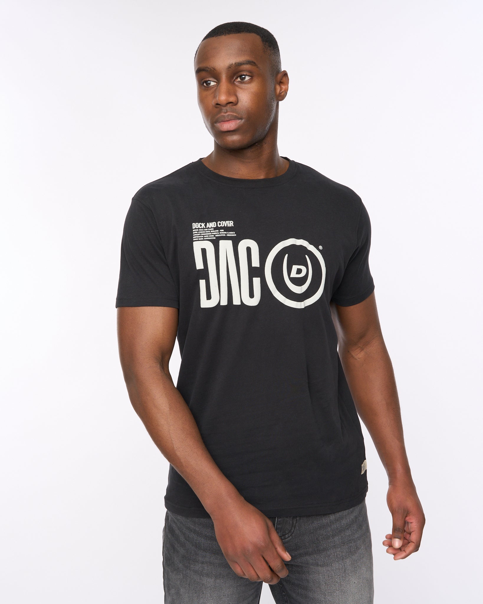 Duck and Cover Mens Dacstee T-Shirt (Black)