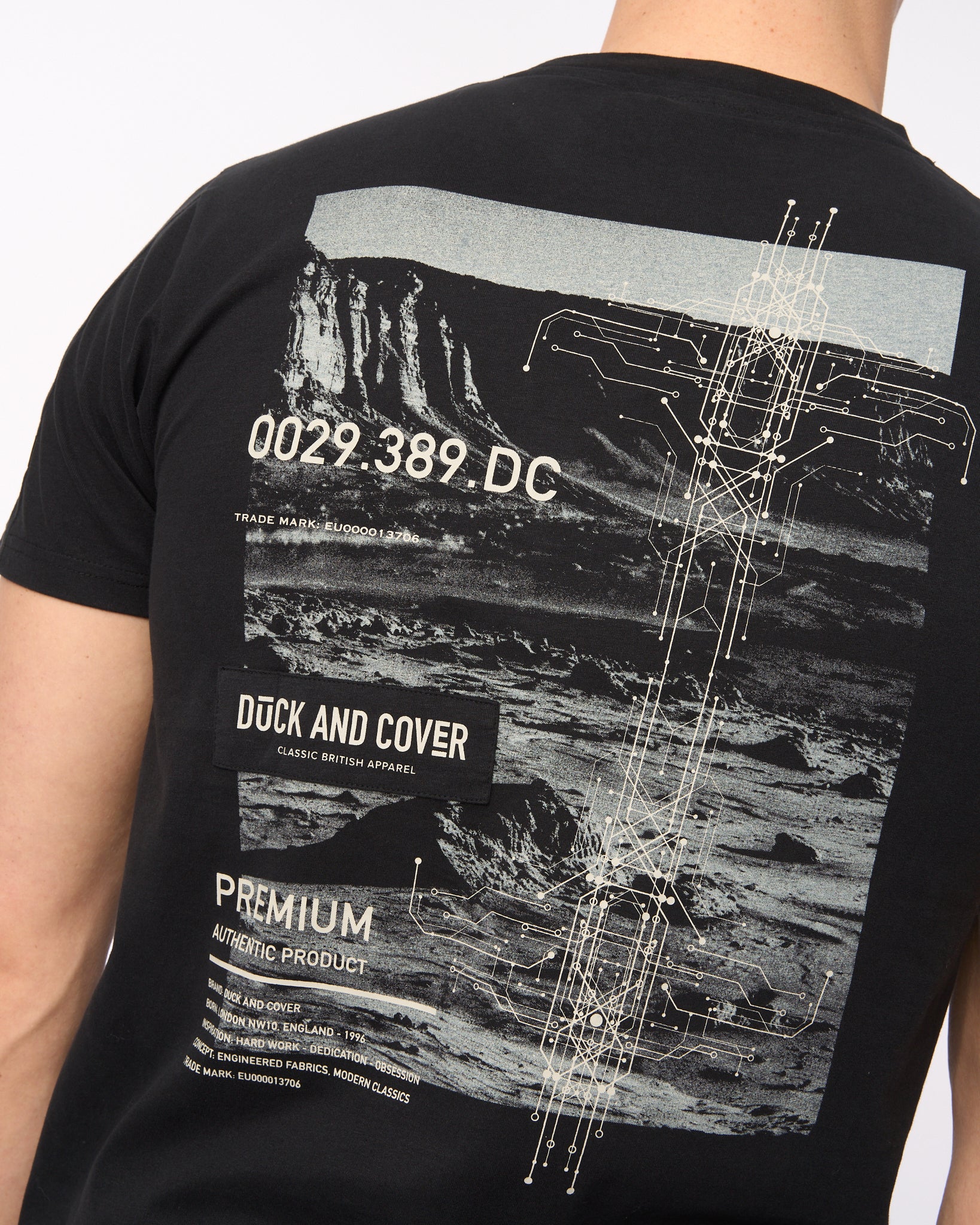 Duck & cover Landway T-Shirt Black